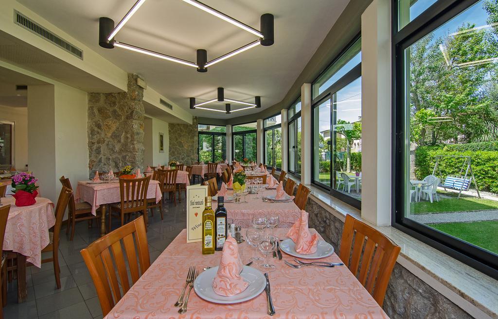 Hotel Montecarlo Lido di Camaiore Eksteriør billede